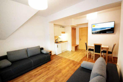 Mökkihuone vuokrattavana majoitusta Puolassa Tatravuoret Zakopanessa