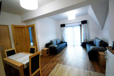 Mökkihuone vuokrattavana majoitusta Puolassa Tatravuoret Zakopanessa