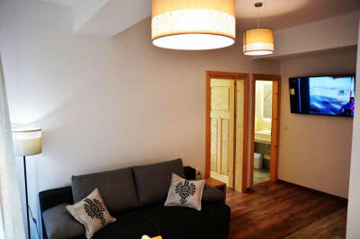 Mökkihuone vuokrattavana majoitusta Puolassa Tatravuoret Zakopanessa