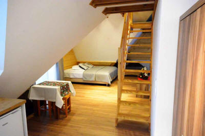 Mökkihuone vuokrattavana majoitusta Puolassa Tatravuoret Zakopanessa