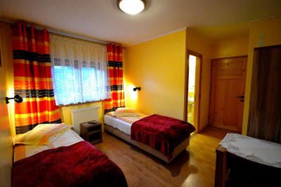 Mökkihuone vuokrattavana majoitusta Puolassa Tatravuoret Zakopanessa